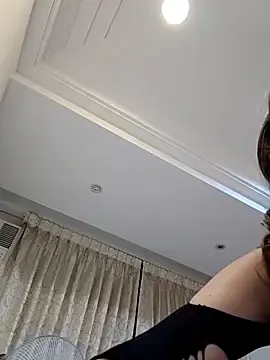 Stripchat Live Sex Cam of chenxin778