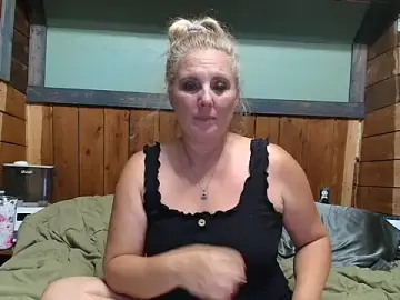 Stripchat Free Porn Cam of lisaxlovexxx