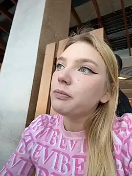 Stripchat Free Porn Cam of AmmyHot