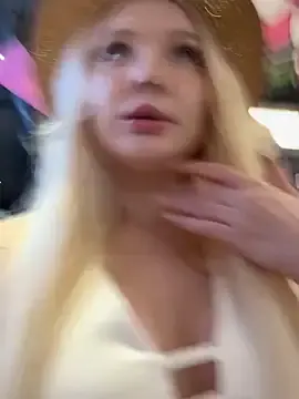 Stripchat Sex Cam of AmmyHot