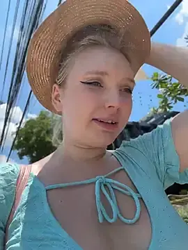Stripchat Live Sex of AmmyHot