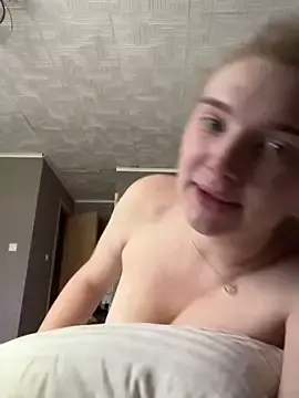 Stripchat Free Porn Cam of AmmyHot