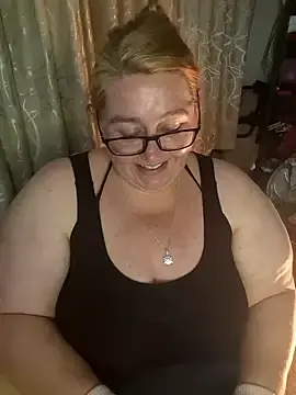 Stripchat Watch Live Sex Cams of Iceprincess2bad4u