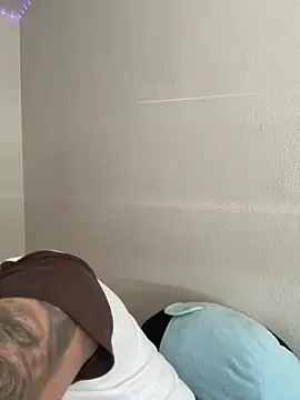 Stripchat Live Sex Cam of CharmingMaddie