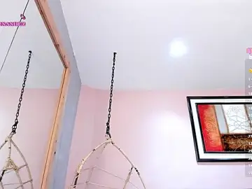 Stripchat Live Sex of ebbafernandez_