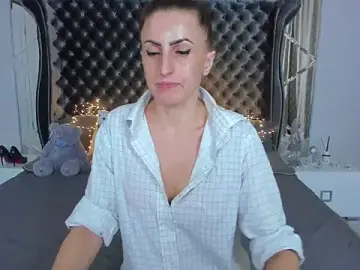 Stripchat Free Porn Cam of Rebecca_Diamond