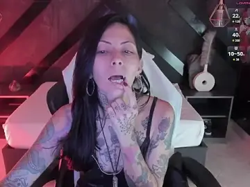 Stripchat Free Live Porn of dark_gotica