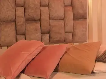 Stripchat Live Sex Cam of nova_lane