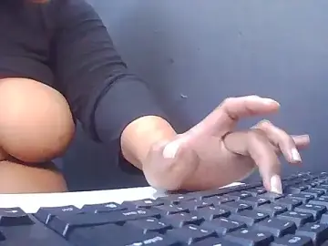 Stripchat Watch Live Sex Cams of Chubbybabe123