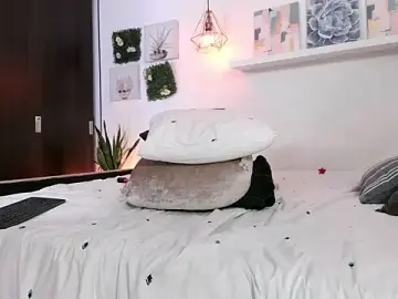 Stripchat Free Porn Cam of Dulce_Morrys