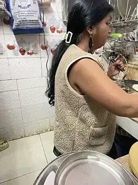 Stripchat Watch Live Sex Cams of Meera_xxx