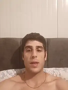 Stripchat Watch Live Sex Cams of arenn1997