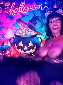 Stripchat Adult Webcam of AmazonianMistress