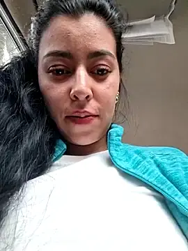 Stripchat Live Sex Cam of Luianna