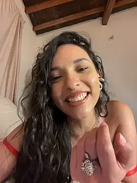 Stripchat Sex Cam of ThaliaRivera_