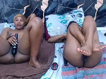 Stripchat Best Webcam of XSCARLETQUEENXX