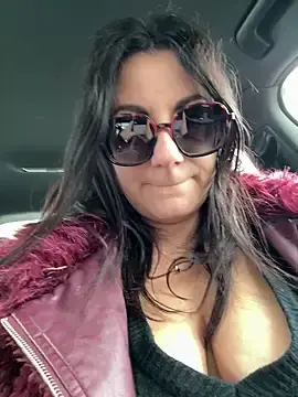 Stripchat Live Sex Cam of LoveSperm75