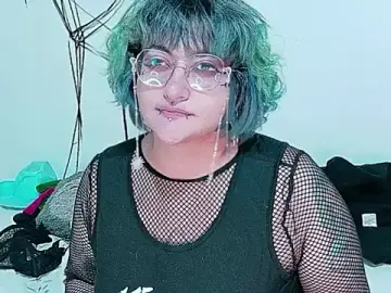Stripchat Live Sex Cam of XxGreenGoodxX