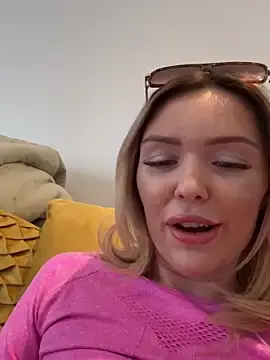 Stripchat Best live sex cam show of lolableux