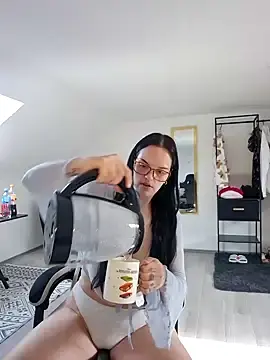 Stripchat Nude Webcam of Jujuiicy