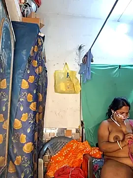 Stripchat Sex Cam of Real_Desi_Couple