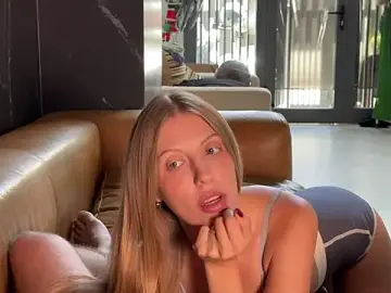 Stripchat Live Sex of MaryGii