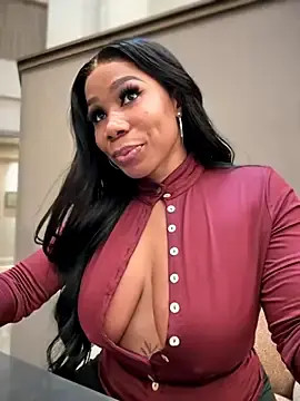 Stripchat Live Sex Cam of Belle___