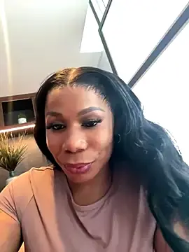 Stripchat Live Sex of Belle___