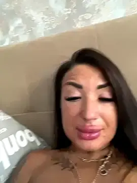 Stripchat Adult Webcams of RuslanaXX