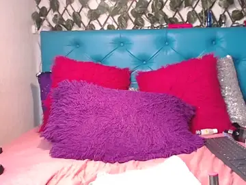 Stripchat Live Sex Cam of SARAWILLS