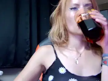 Stripchat Live Sex Cam of karo123421