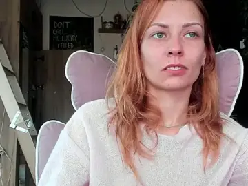 Stripchat Free Live Porn of karo123421