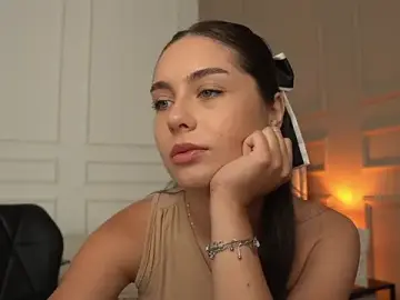 Stripchat Live Sex Cam of Ashley-Evans