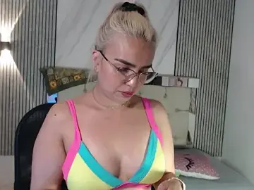 Stripchat Free Porn Cam of ashley__tylor