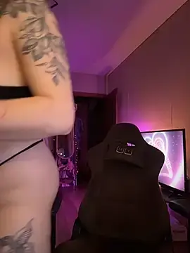 Stripchat Adult Webcams of Mariiiiiway