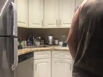 Stripchat Best live sex cam show of BigGuyMuscle