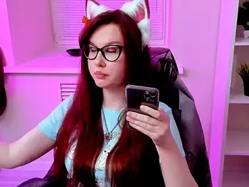 Stripchat Free Porn Cam of CarolGiggly