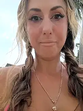 Stripchat Adult Video Chat of Brilliant-Splashes