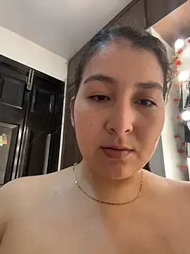 Stripchat Best live sex cam show of evelyn_1702