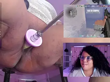 Stripchat Sex Chat of MhiaRey