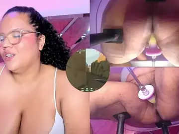 Stripchat Adult Webcam of MhiaRey