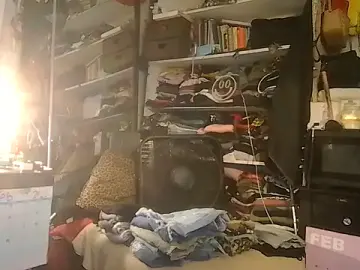 Stripchat Adult Webcams of ShysluutGia