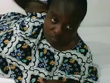 Stripchat Free Porn Cam of Sexytummygal