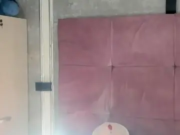 Stripchat Sex Cam of conny__curly