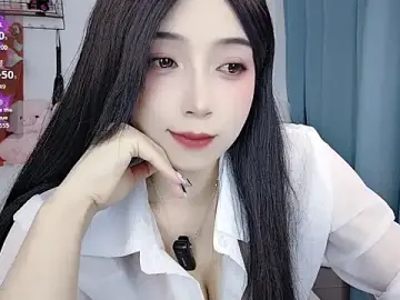 Stripchat Adult Webcams of Augenstern_cat