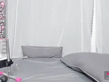 Stripchat Live Sex Cam of darcie_