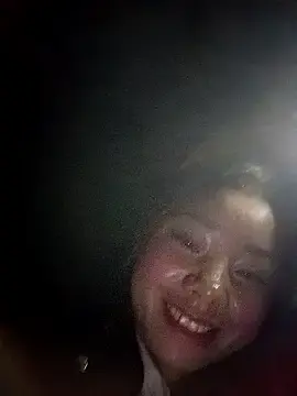 Stripchat Free Live Porn of milo123-xx