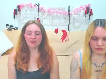 Stripchat Free Porn Cam of MagicEyess