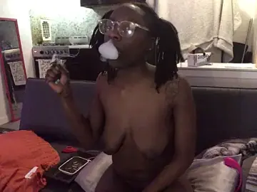 Stripchat Nude Webcam of littyleesh1