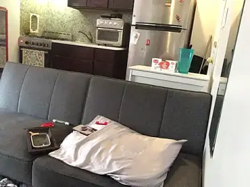 Stripchat Free Porn Cam of littyleesh1